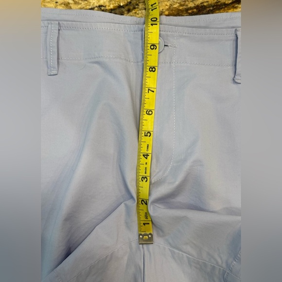 Old Navy Mid Rise Stretchy Light Blue Shorts Women’s Size 18 - Picture 6 of 7